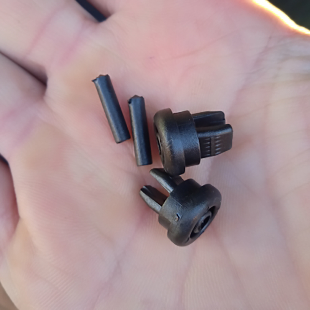 Parcel Shelf Clips For Renault - Shelf Bracket Pair recension och pris