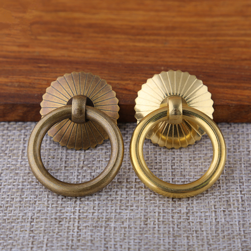 Vintage Brass Cabinet Ring Kno - Furniture Hardware Gold recension och pris