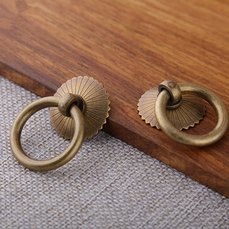 Vintage Brass Cabinet Ring Kno - Furniture Hardware Gold recension och pris